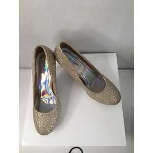 Sliver Slipper High Heels, Size 8M Gold With Rhinestones PO#69954, New